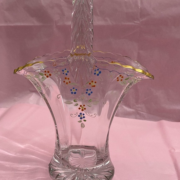 VTG HAND PAINTED GLASS BASKET WITH GLASS HANDLE AND STARBURST BOTTOM - Picture 6 of 10
